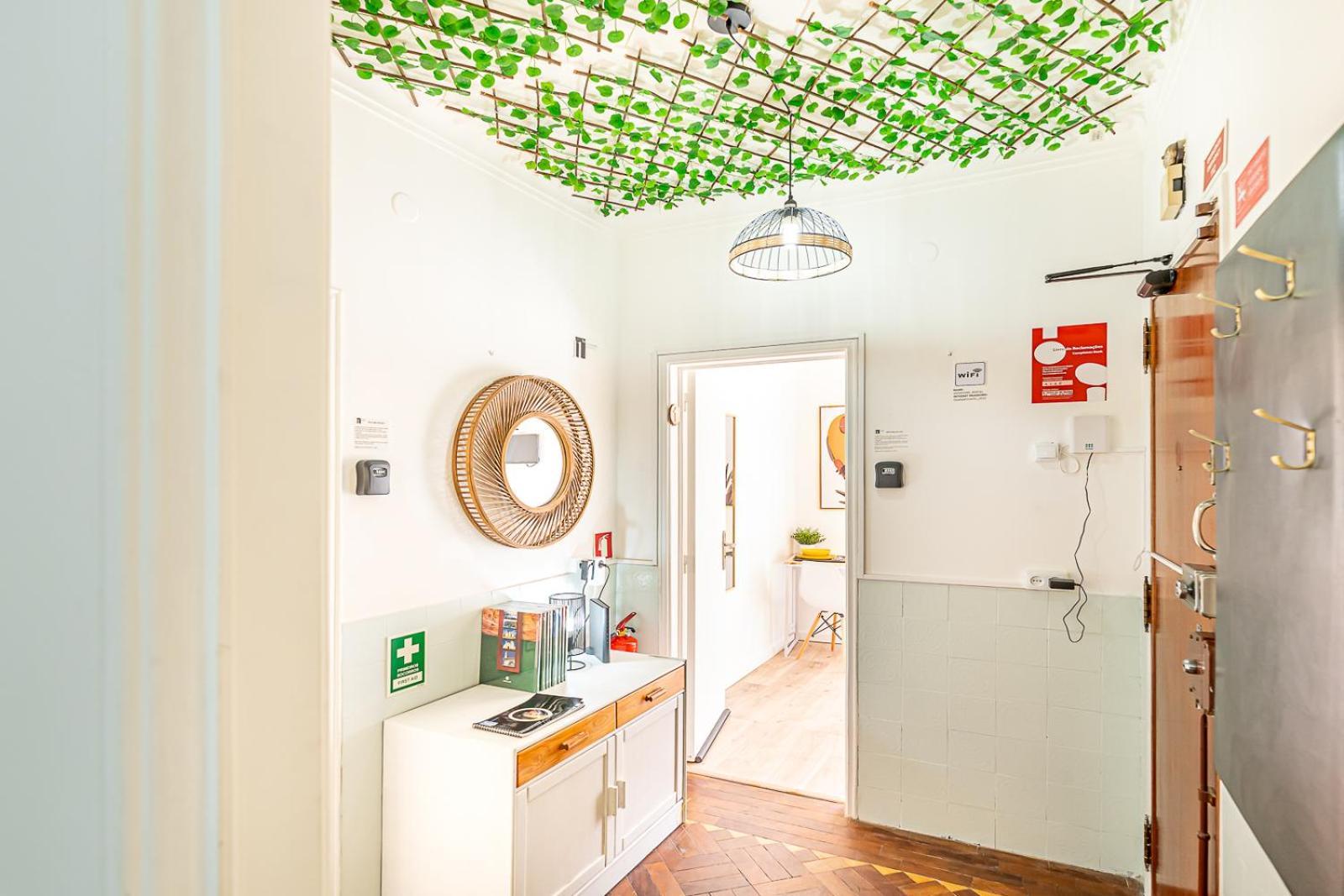 Hotel Goa Square By Lisbon With Sintra Amadora Esterno foto