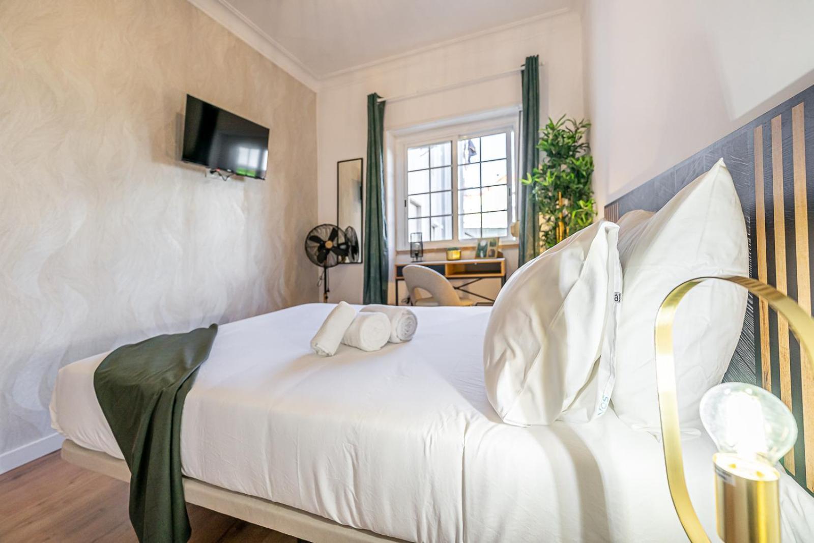Hotel Goa Square By Lisbon With Sintra Amadora Esterno foto